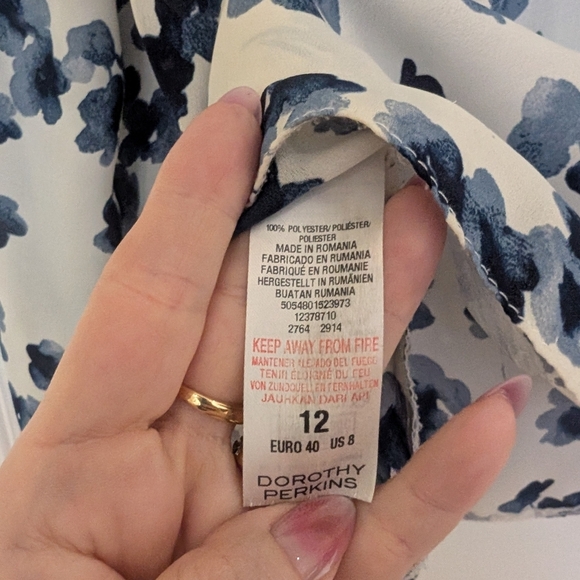 Dorothy Perkins Floral Print Women's Top - Blue and White Size Medium - Picture 8 of 9